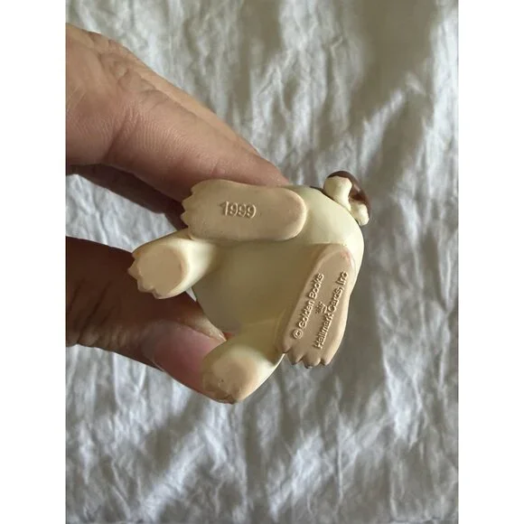 HALLMARK KEEPSAKE 1999 THE POKY LITTLE PUPPY LITTLE GOLDEN BOOK ORNAMENT - Picture 8 of 9